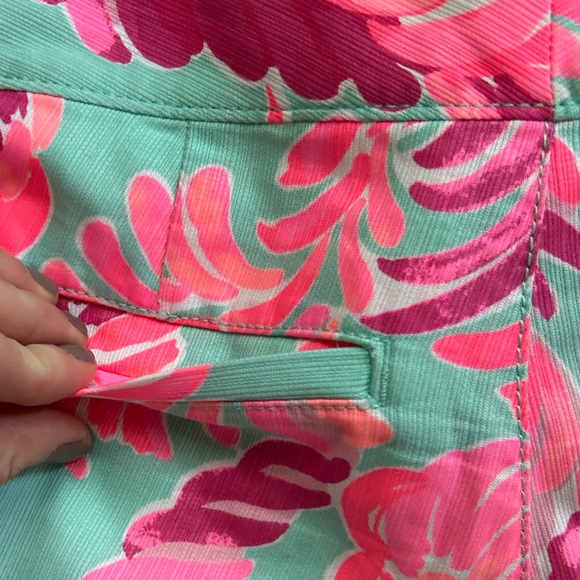 LILLY PULITZER The Buttercup Short Party Wave Scallop Hem Pink Teal Floral | 2 - Picture 7 of 12
